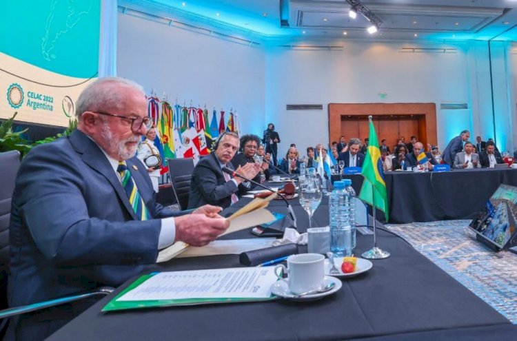 Lula se encontra com dirigente do Foro de São Paulo
